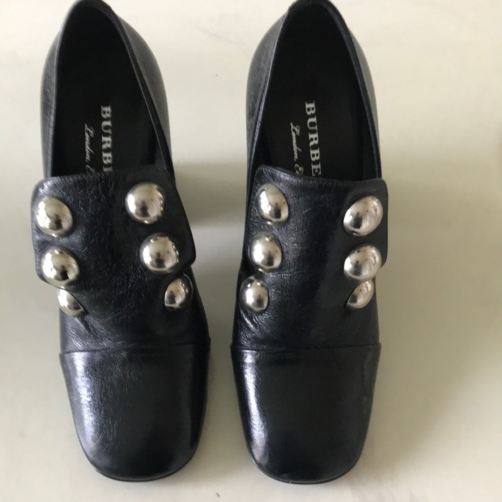Vintage Burberry Pumps